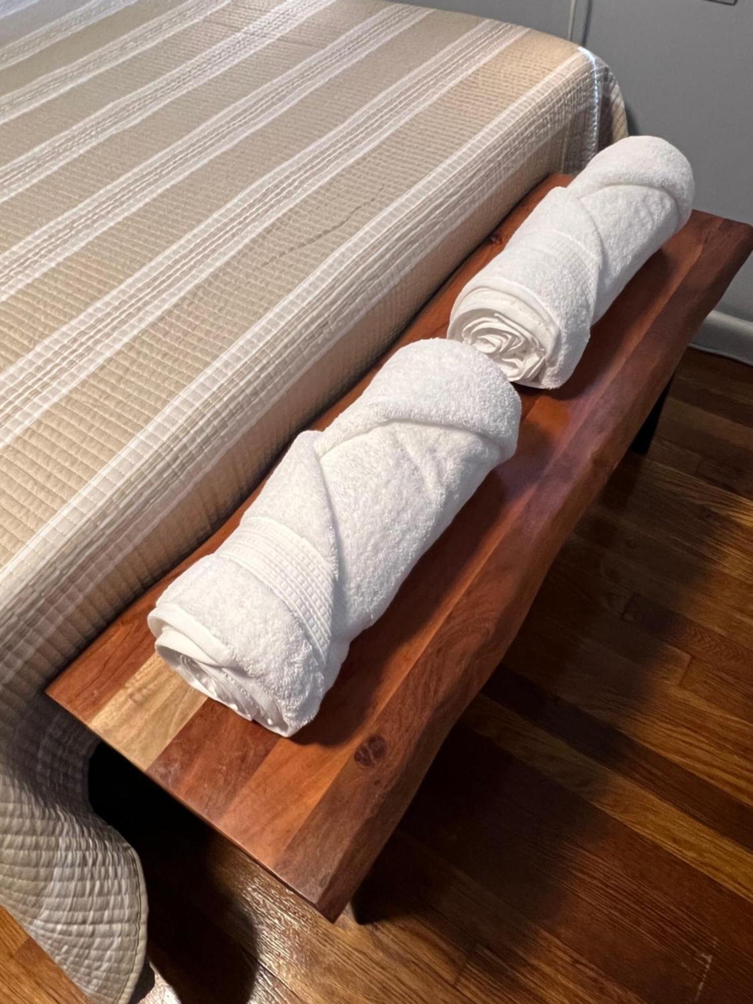 Peaceful 1Br Easy Commute, Urban Suburban Mix Feel In Boston Apartment Exterior photo